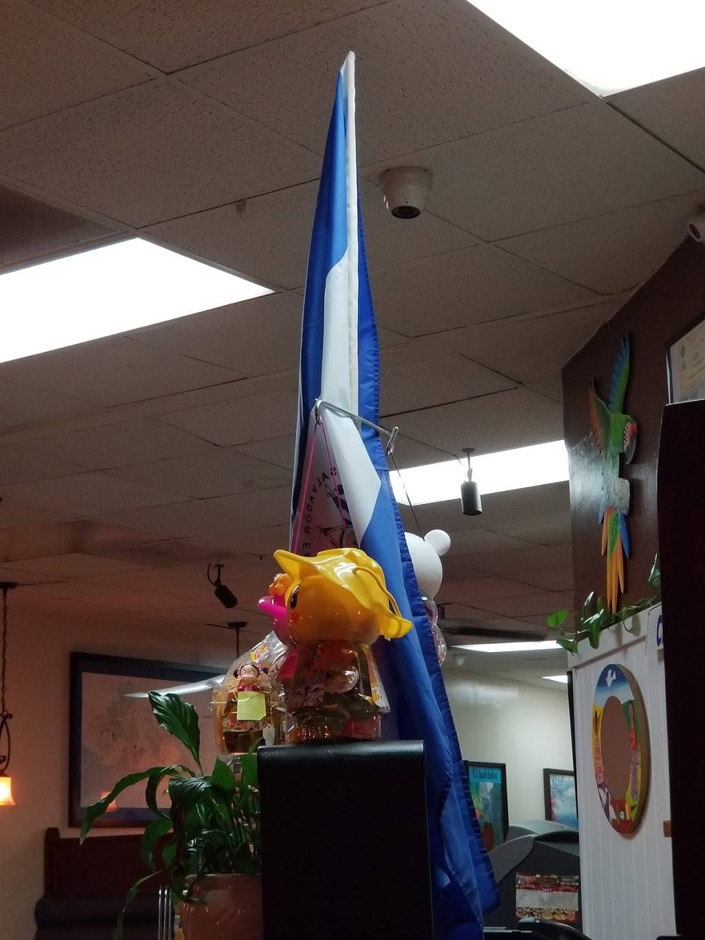 La Pupusa Loca | restaurant | 5716 Santa Monica Blvd, Los Angeles, CA 90038, USA | 3239572967 OR +1 323-957-2967