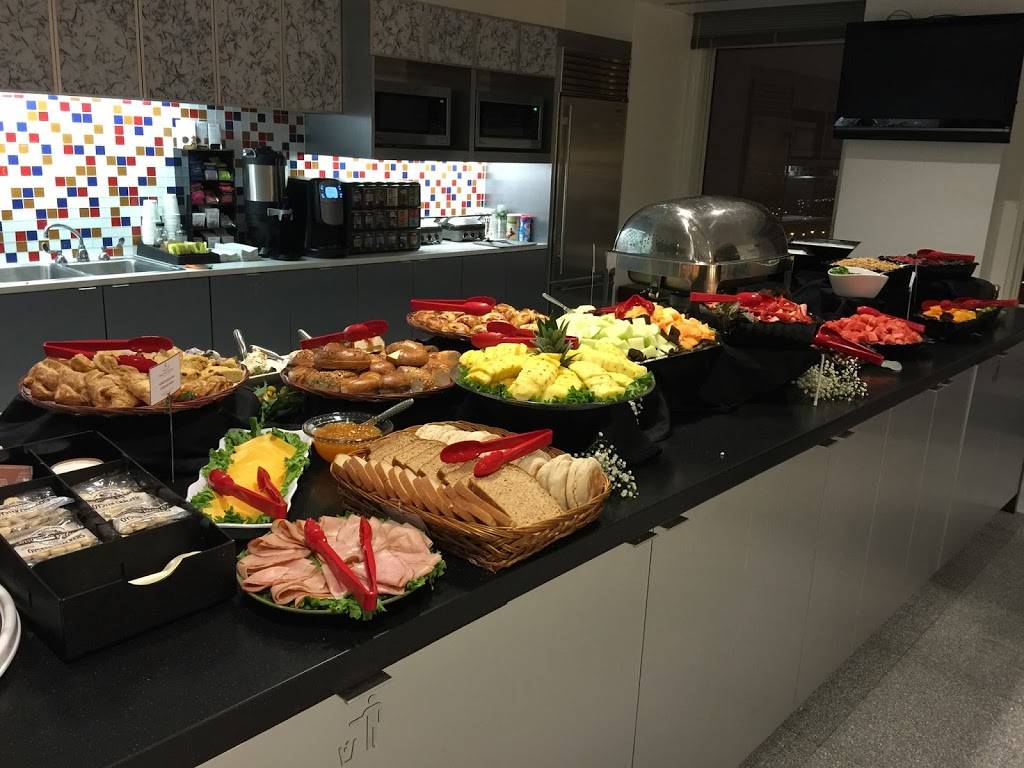 Food First Chicago | restaurant | 3207 N Elston Ave, Chicago, IL 60618, USA | 7739618537 OR +1 773-961-8537