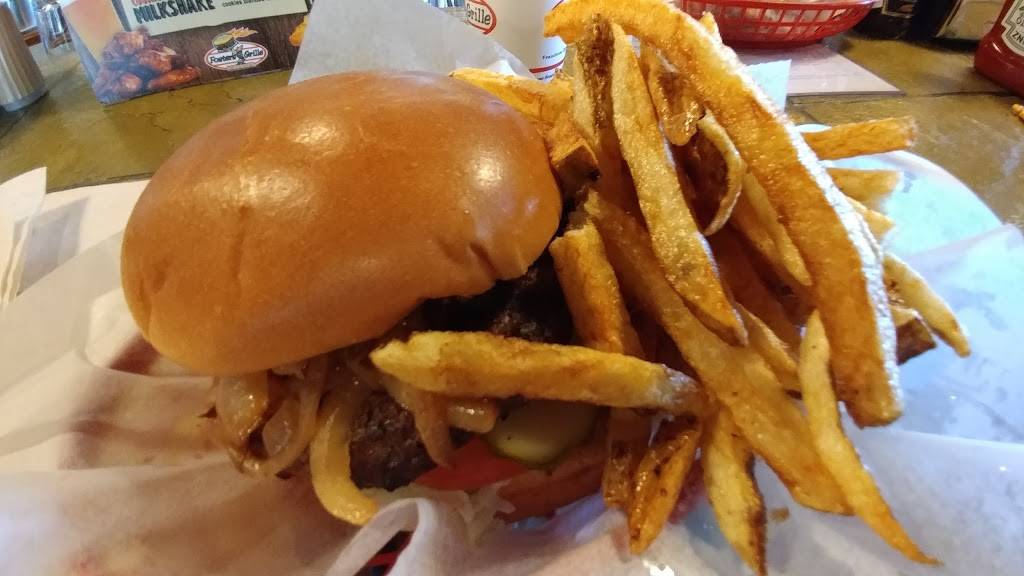 Fosters Grille | restaurant | 4418 Costello Way, Haymarket, VA 20169, USA | 5712615959 OR +1 571-261-5959