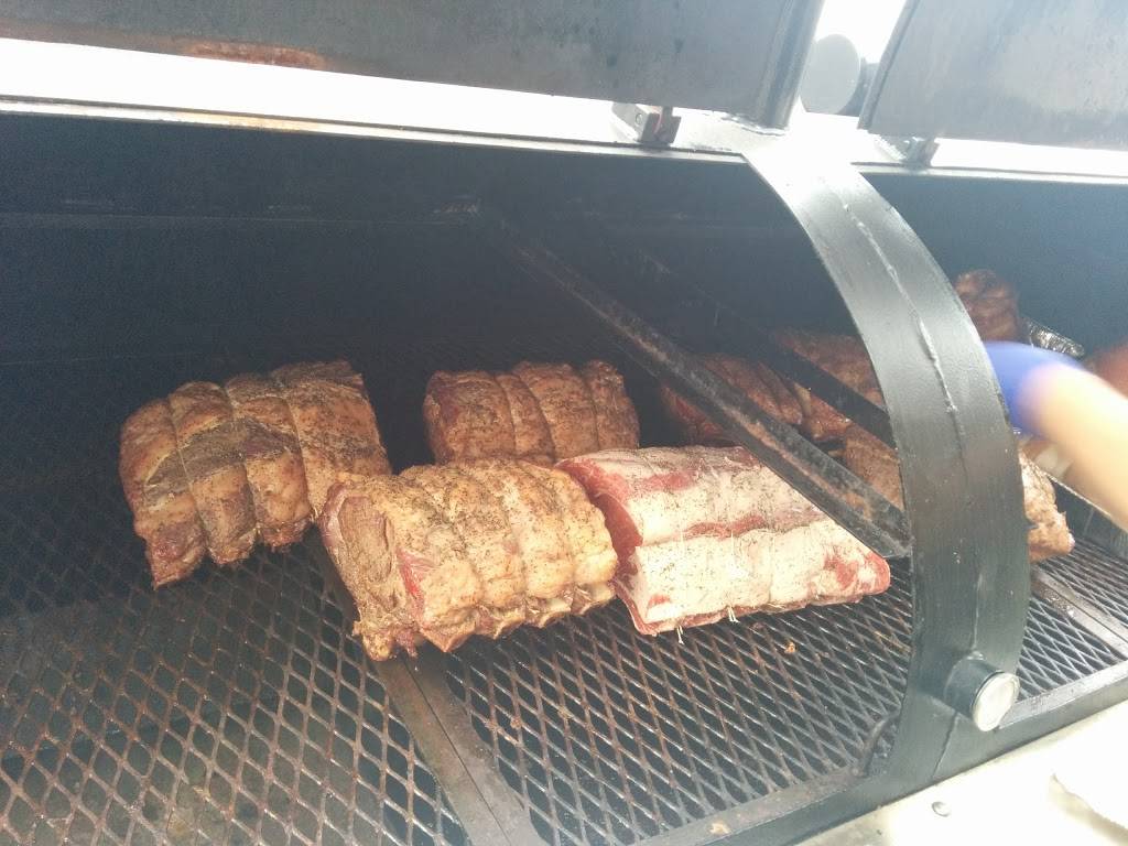 Berts Chuckwagon BBQ | restaurant | 203 Villa Rd, Newberg, OR 97132, USA | 5035608855 OR +1 503-560-8855