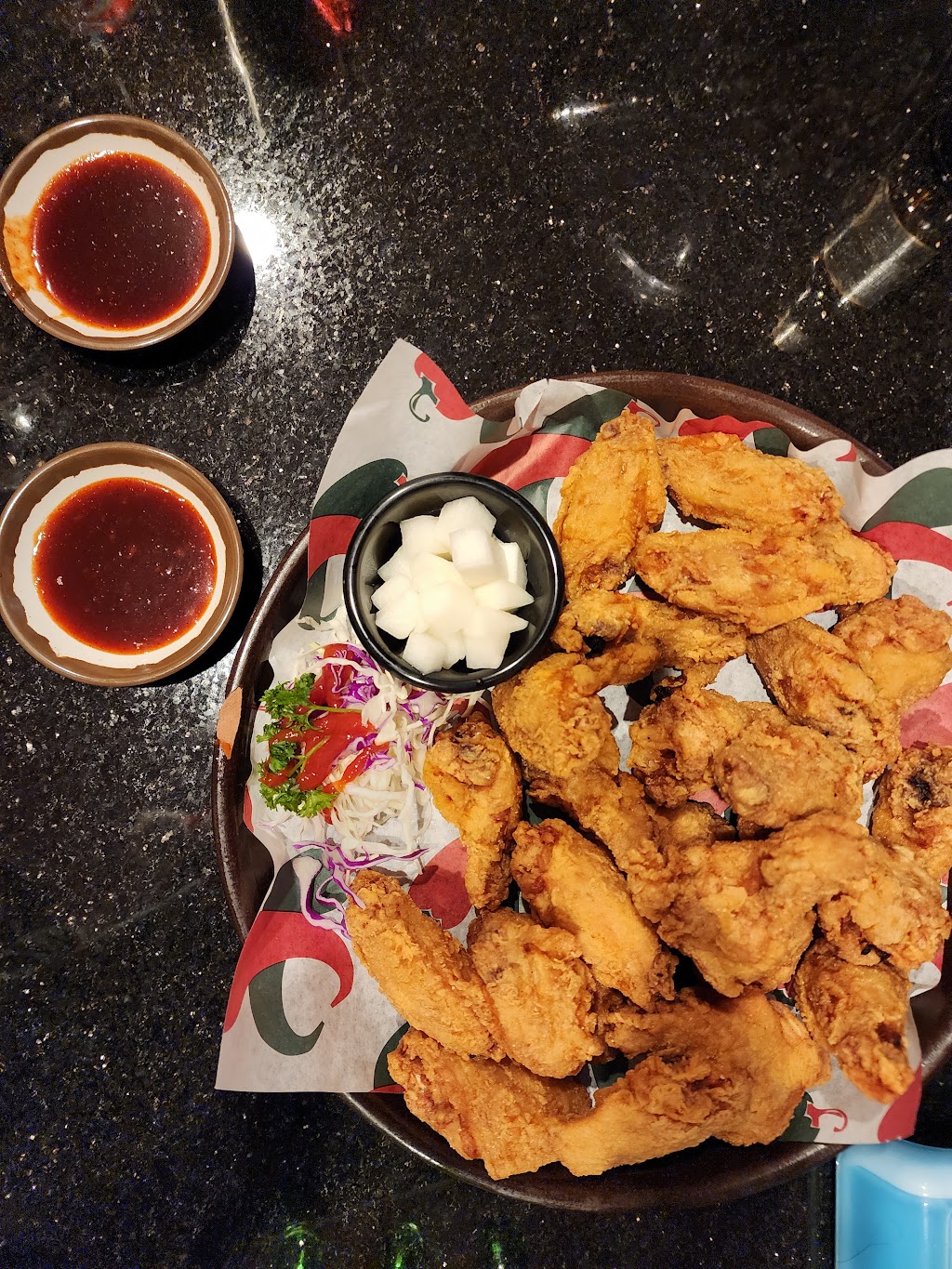 2 Pigs Karaoke | night club | 2638 Dempster St, Park Ridge, IL 60068, USA | 2245802910 OR +1 224-580-2910