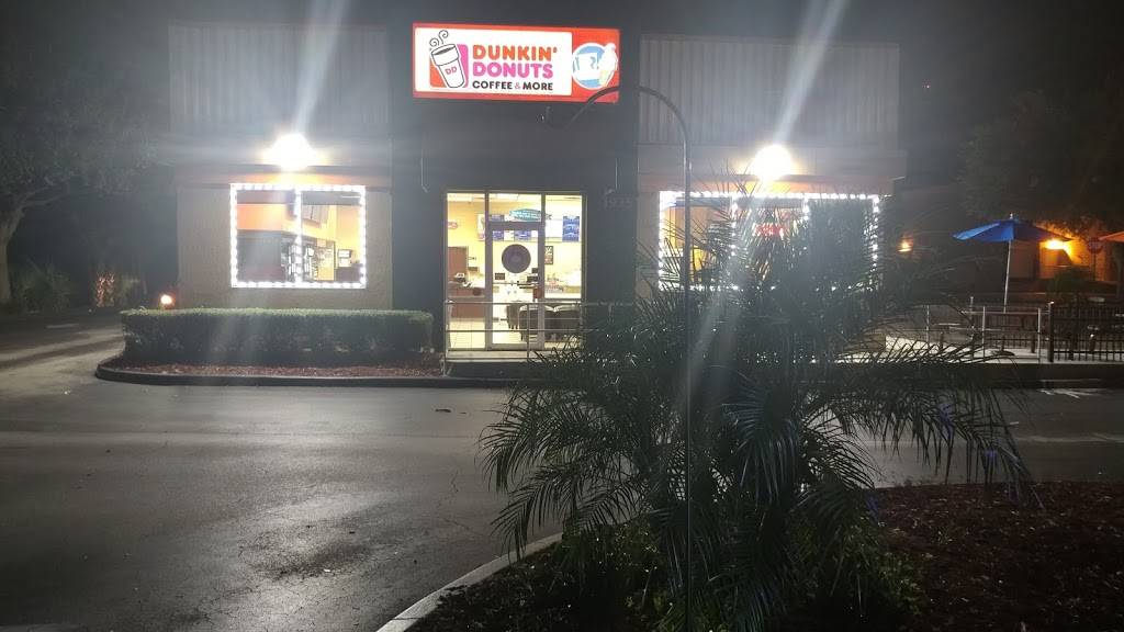 Town and Country | shopping mall | 1012-1038 Buenaventura Blvd, Kissimmee, FL 34743, USA | 8136644800 OR +1 813-664-4800