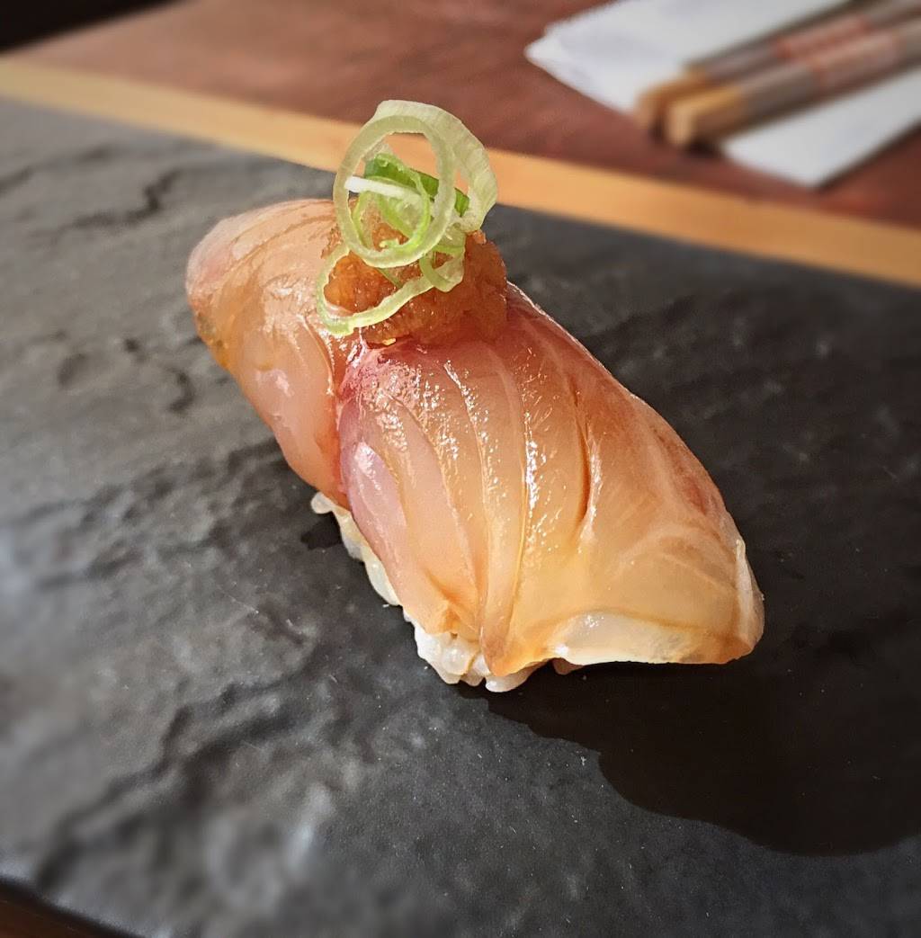 Ijji Sushi | restaurant | 252 Divisadero St, San Francisco, CA 94117, USA | 4156587388 OR +1 415-658-7388