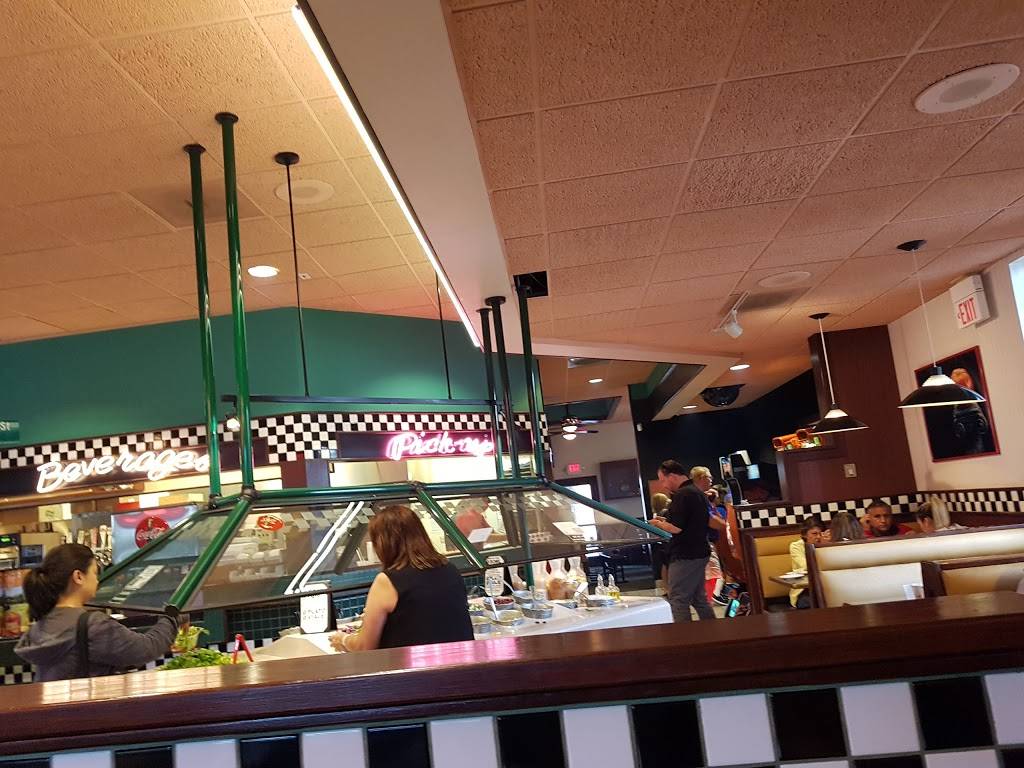 Toppers Pizza | restaurant | 425 Arneill Rd, Camarillo, CA 93010, USA | 8053854444 OR +1 805-385-4444