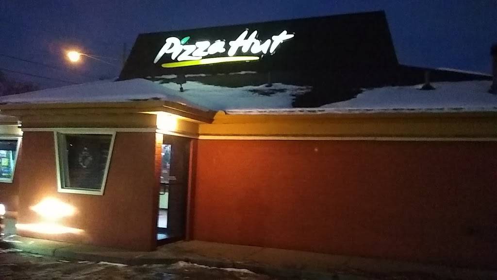 Pizza Hut | meal takeaway | 2941 S Telegraph Rd, Dearborn, MI 48124, USA | 3135620549 OR +1 313-562-0549