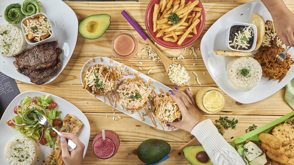 Saman Arepas | restaurant | 4709 NW 79th Ave, Doral, FL 33166, USA | 7863911297 OR +1 786-391-1297