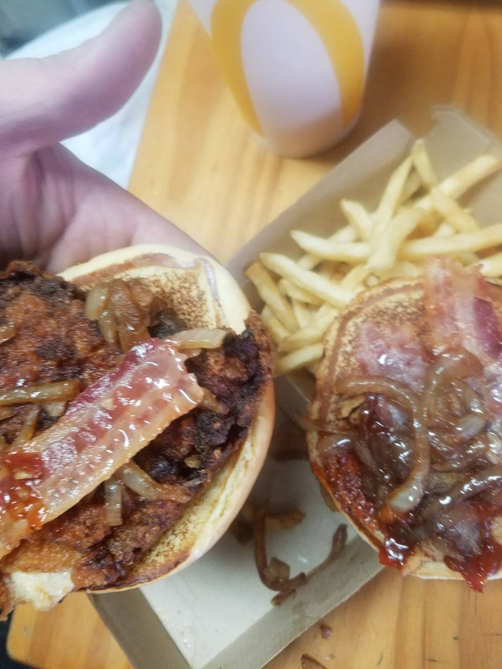 McDonalds | cafe | 4310 Barnes Rd, Colorado Springs, CO 80917, USA | 7195721782 OR +1 719-572-1782