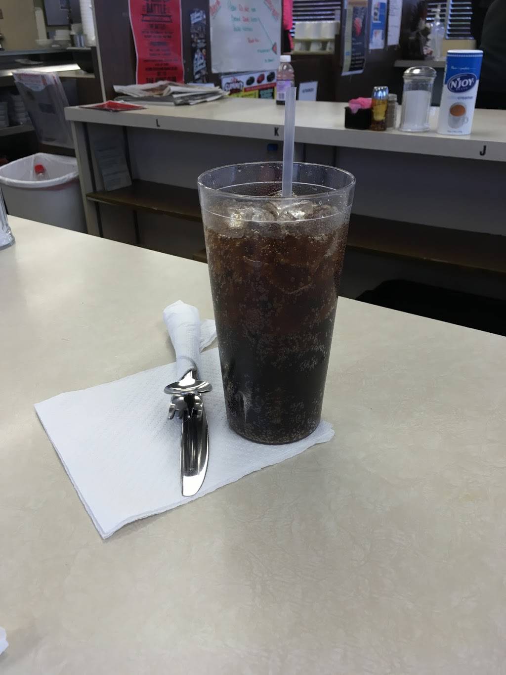 Anns Restaurant | restaurant | 1604 S Hawkins Ave, Akron, OH 44320, USA | 3308369000 OR +1 330-836-9000