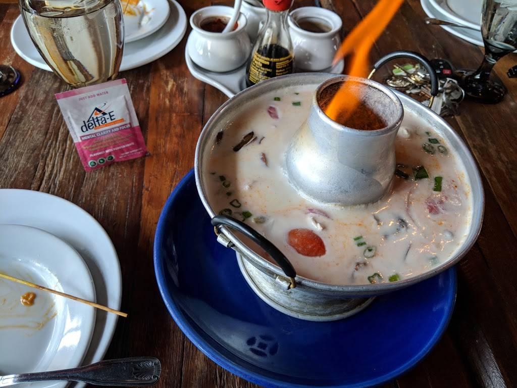 Chantara Thai Cuisine | restaurant | 110, 7114, 4361 Town Center Blvd, El Dorado Hills, CA 95762, USA | 9169390389 OR +1 916-939-0389