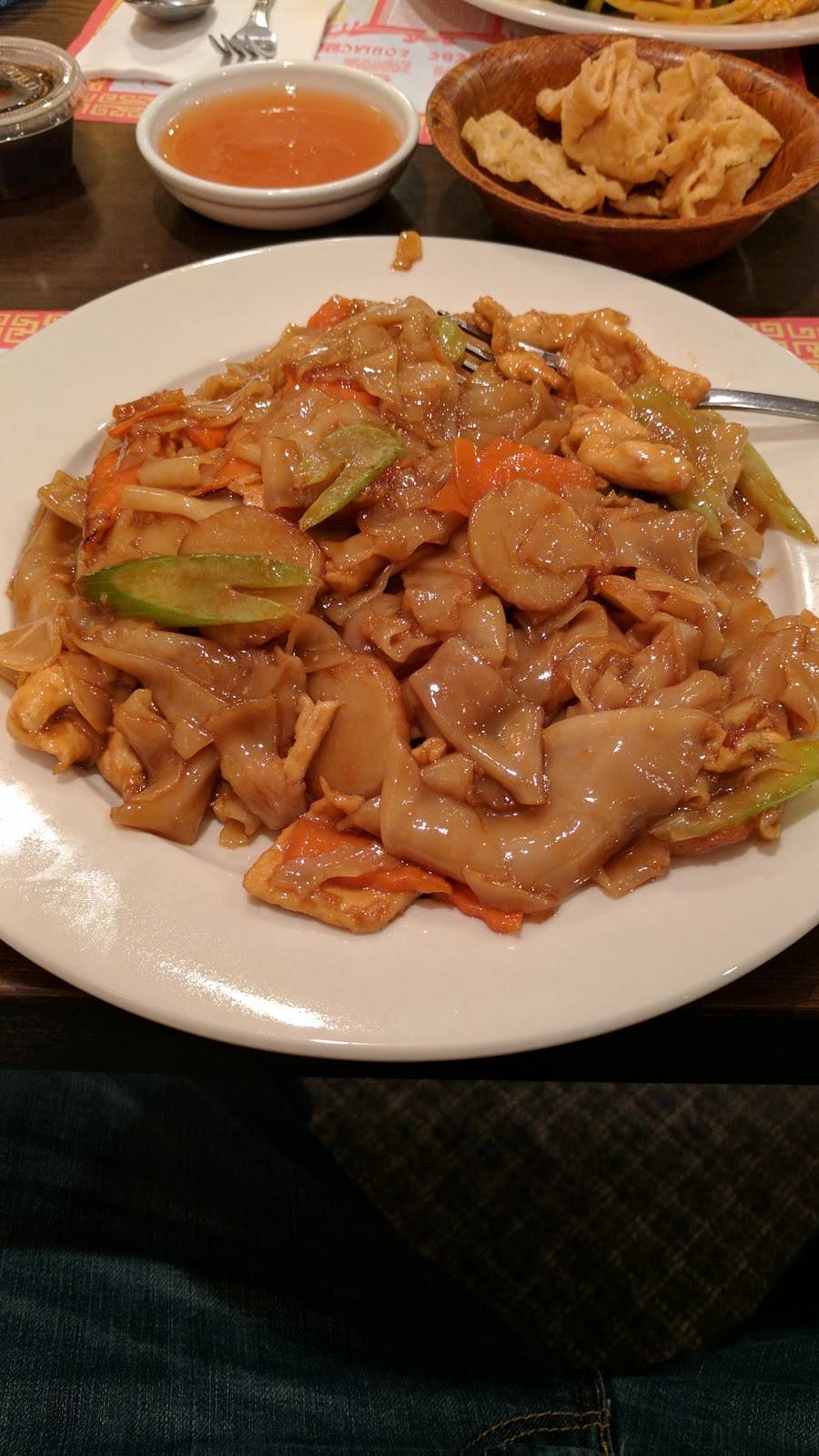 Bamboo China II | restaurant | 2 Bridge Plaza Dr, Manalapan Township, NJ 07726, USA | 7329728080 OR +1 732-972-8080