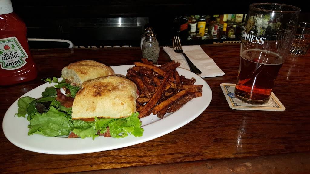 Bantry Bay Publick House | restaurant | 33-01 Greenpoint Ave, Long Island City, NY 11101, USA | 7187849500 OR +1 718-784-9500