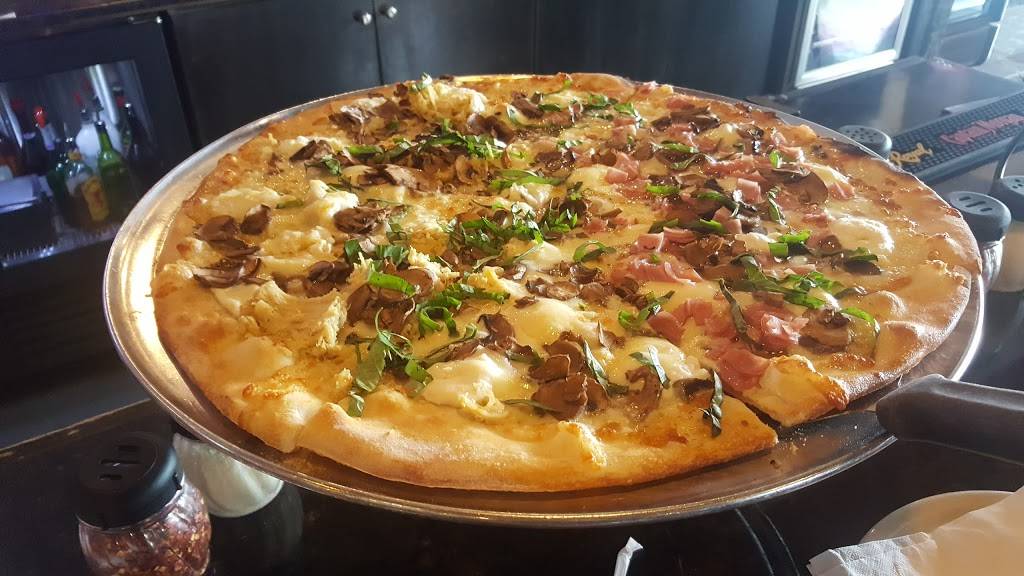 Tony Saccos Coal Oven Pizza - Canton | restaurant | 1663 N Canton Center Rd, Canton, MI 48187, USA | 7344045484 OR +1 734-404-5484