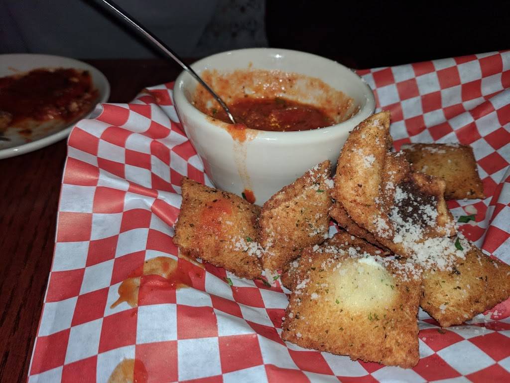 Citrolas Italian Restaurant & Pizzeria | restaurant | 8841 College Pkwy, Fort Myers, FL 33919, USA | 2394661113 OR +1 239-466-1113