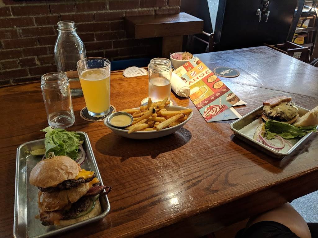 Baileys Range | restaurant | 1420, 920 Olive St, St. Louis, MO 63101, USA | 3142418121 OR +1 314-241-8121