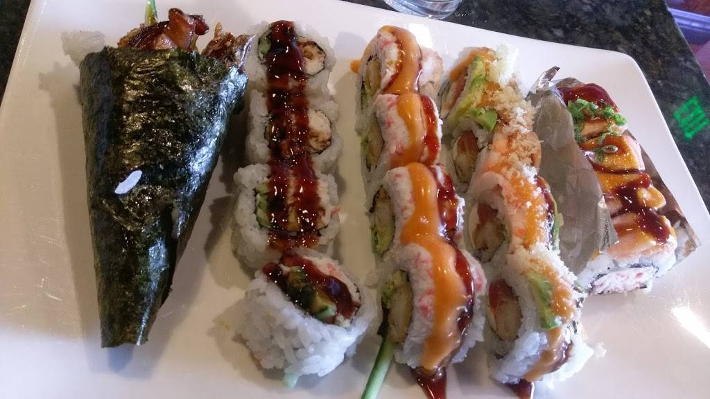 Hinata Japanese Steakhouse, Sushi & Bar | restaurant | Green Valley Shopping Center, 5113 Business Center Dr, Fairfield, CA 94534, USA | 7072070888 OR +1 707-207-0888