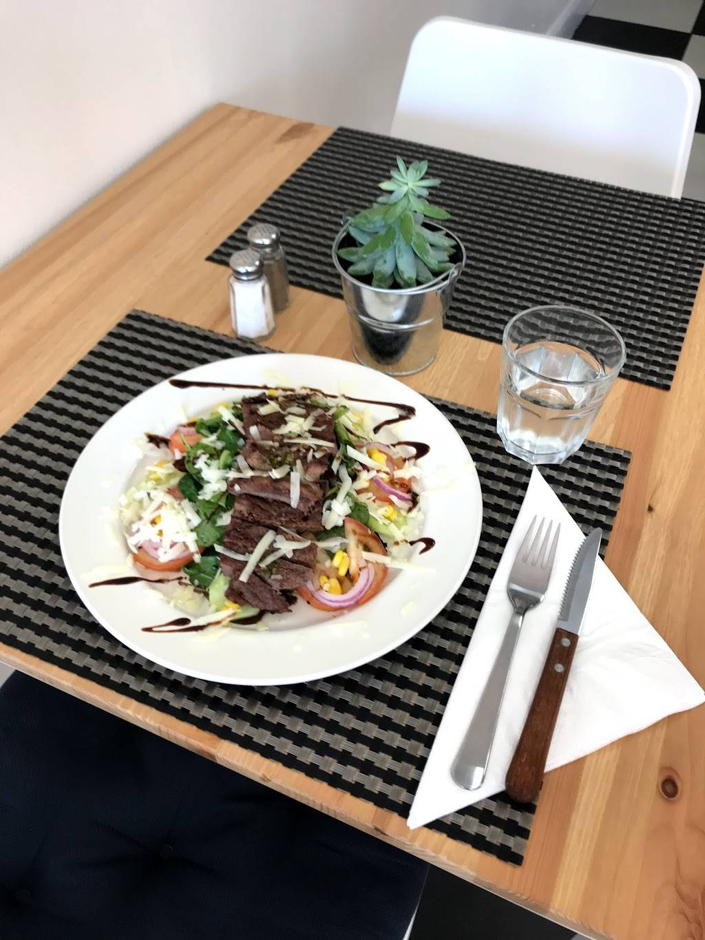 Casa Piedra Restaurant | restaurant | 12891 SW 42nd St, Miami, FL 33175, USA | 7862410899 OR +1 786-241-0899