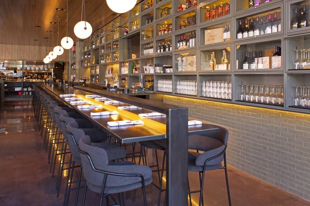 Tstreet Roadhouse | restaurant | 445 S Teller St, Lakewood, CO 80226, USA | 3039365179 OR +1 303-936-5179