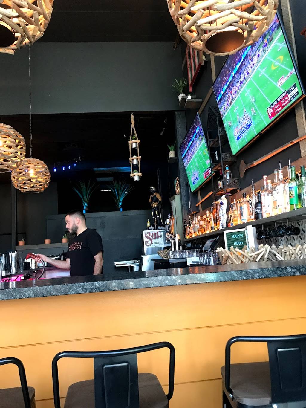 Tacoa Tacos y Tequila | restaurant | 6350 Folsom Blvd, Sacramento, CA 95819, USA | 9164763407 OR +1 916-476-3407