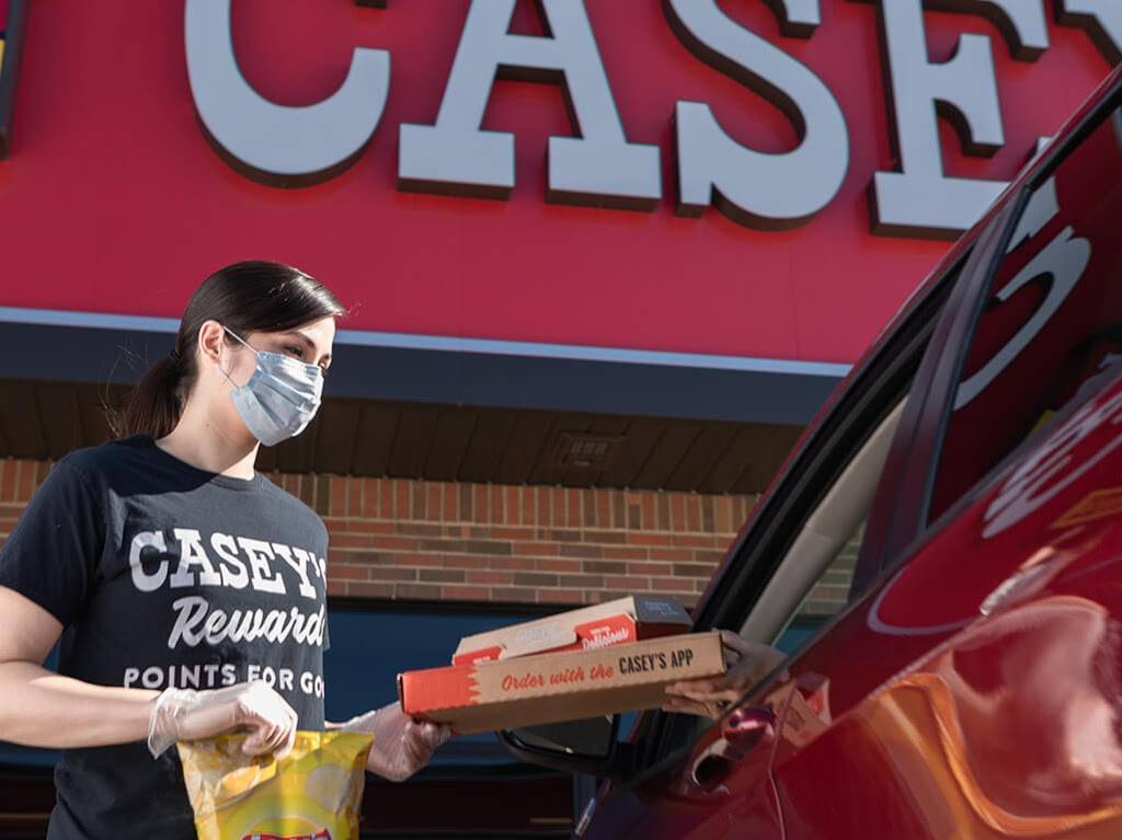 Caseys | meal takeaway | 2300 County Rd 3000 N, Gifford, IL 61847, USA | 2175687755 OR +1 217-568-7755