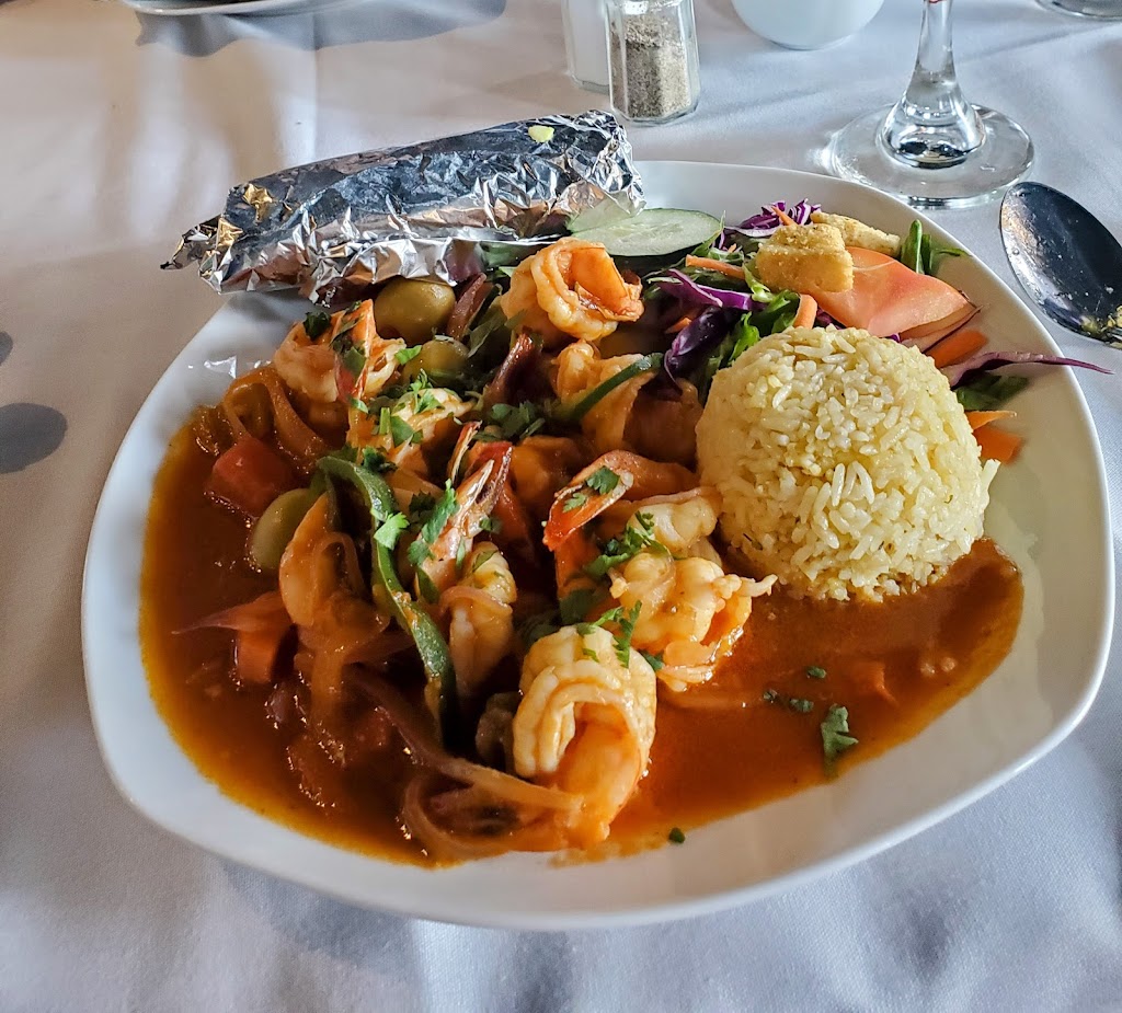 La Resaca Seafood Bar | restaurant | 143 S 6th St, El Centro, CA 92243, USA | 7605924971 OR +1 760-592-4971