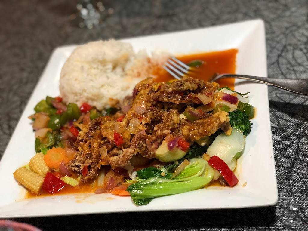 Thai House Restaurant | restaurant | 9938 Holmes Rd, Kansas City, MO 64131, USA | 8169431388 OR +1 816-943-1388