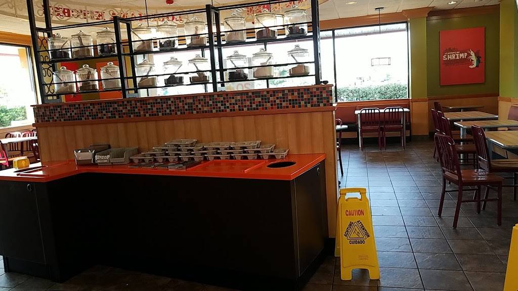 Popeyes Louisiana Kitchen | restaurant | 8416 Sudley Rd, Manassas, VA 20109, USA | 7033694642 OR +1 703-369-4642