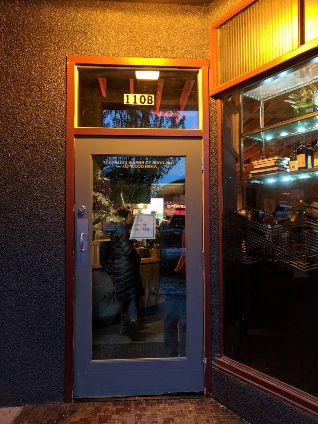 Moshi Moshi | restaurant | 110B N Tacoma Ave, Tacoma, WA 98403, USA | 2533014688 OR +1 253-301-4688