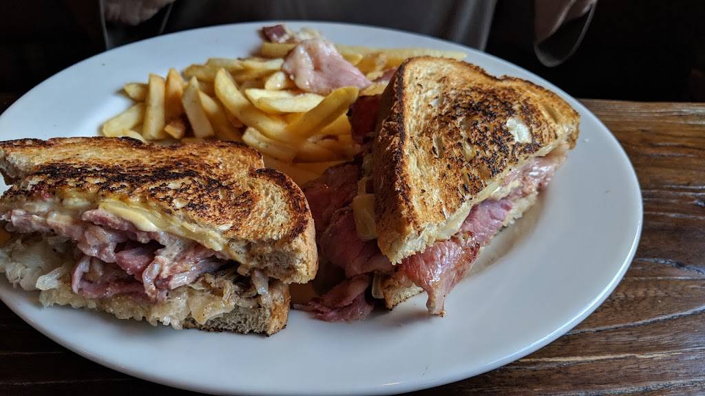 CJ Blacks Restaurant & Bar | restaurant | 11300 W State Rd 84, Davie, FL 33325, USA | 7542064745 OR +1 754-206-4745