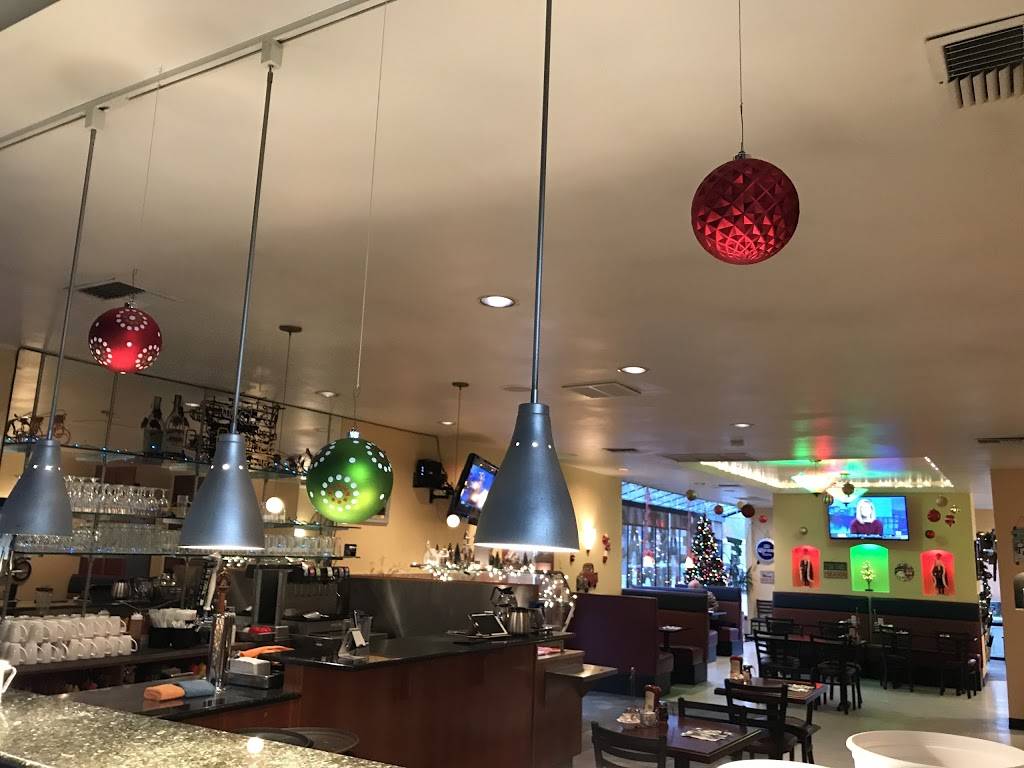 Hwy 2 Fusion Diner | restaurant | 19721 US-2, Monroe, WA 98272, USA | 3602178564 OR +1 360-217-8564