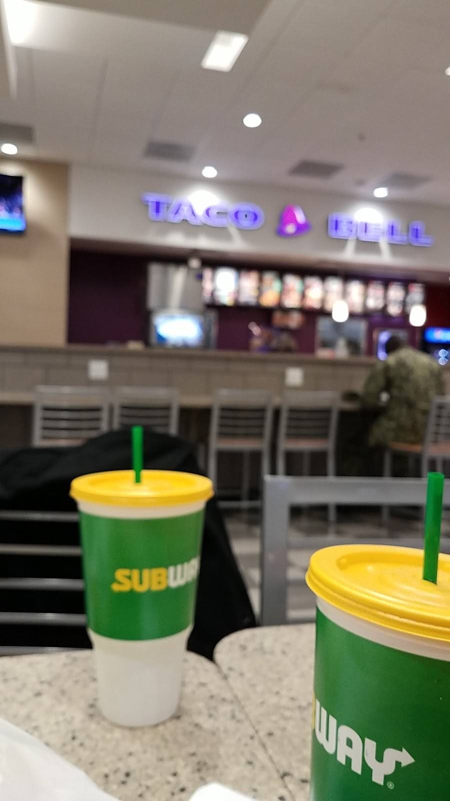 Taco Bell | restaurant | 540 Cluverius Ave, Great Lakes, IL 60088, USA | 8476899950 OR +1 847-689-9950