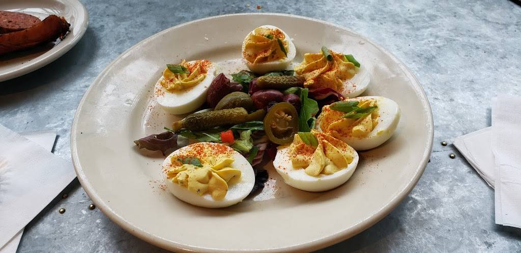 Iron Star Urban Barbecue | restaurant | 3700 N Shartel Ave, Oklahoma City, OK 73118, USA | 4055245925 OR +1 405-524-5925