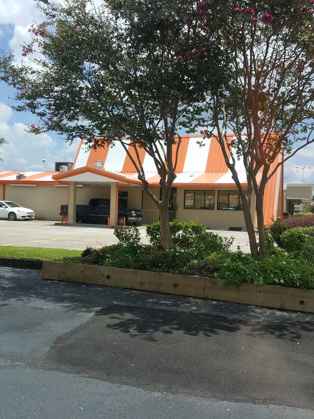 Whataburger | restaurant | 2300 MacArthur Dr, Pinehurst, TX 77630, USA | 4098860044 OR +1 409-886-0044