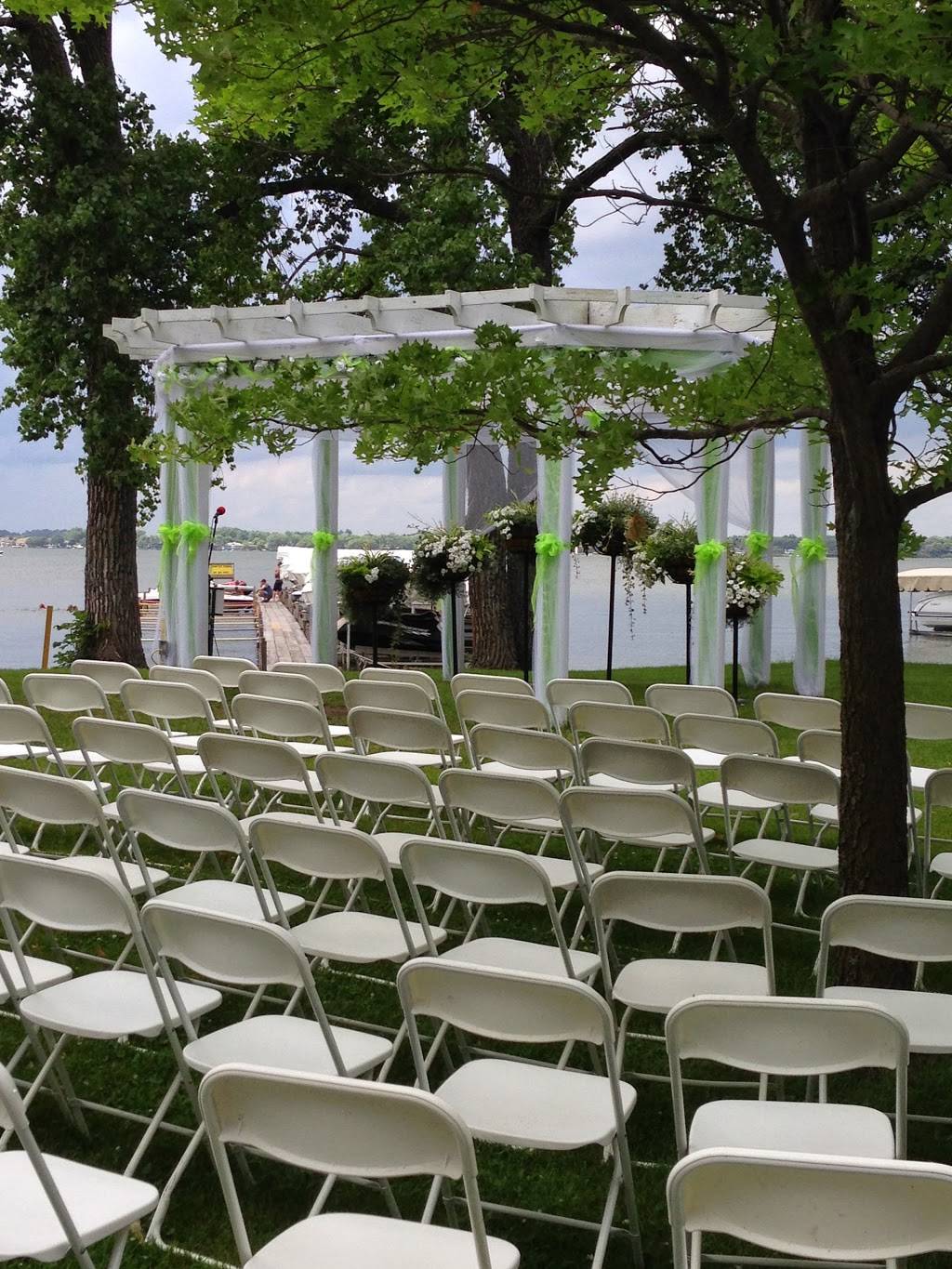 PM Park | restaurant | 15297 Raney Dr, Clear Lake, IA 50428, USA | 6413571991 OR +1 641-357-1991