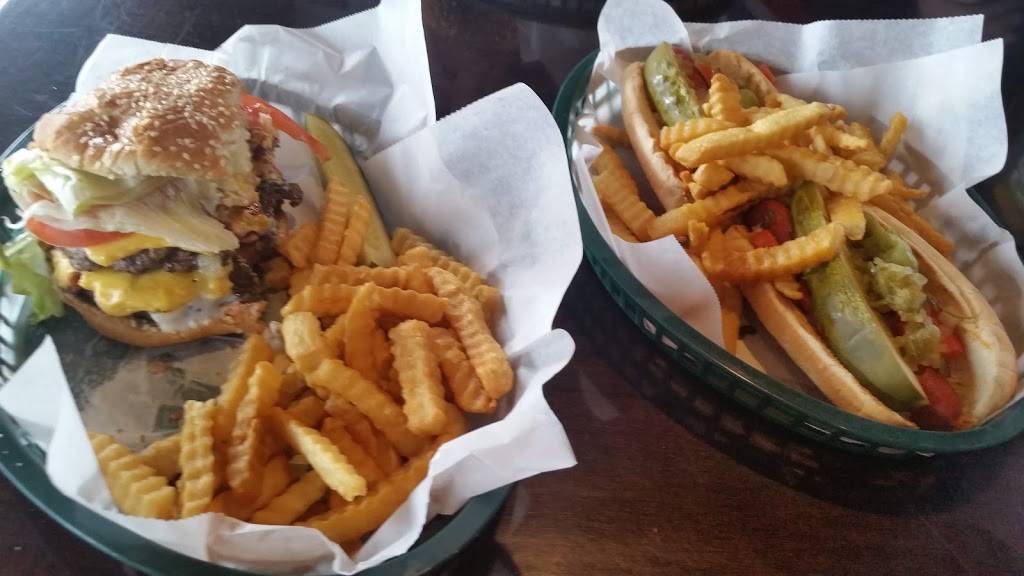 Fatty Magoos Bar & Eatery | restaurant | 551 S Bolingbrook Dr, Bolingbrook, IL 60440, USA | 6303128825 OR +1 630-312-8825
