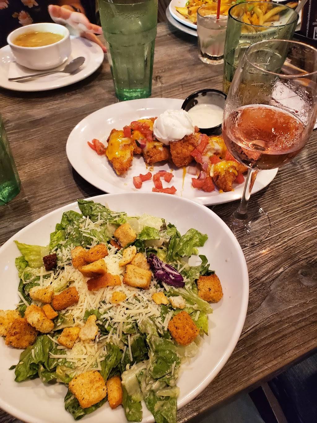 Millers Ale House - Ft. Myers Estero | restaurant | 10065 Gulf Center Dr, Fort Myers, FL 33913, USA | 2394619334 OR +1 239-461-9334