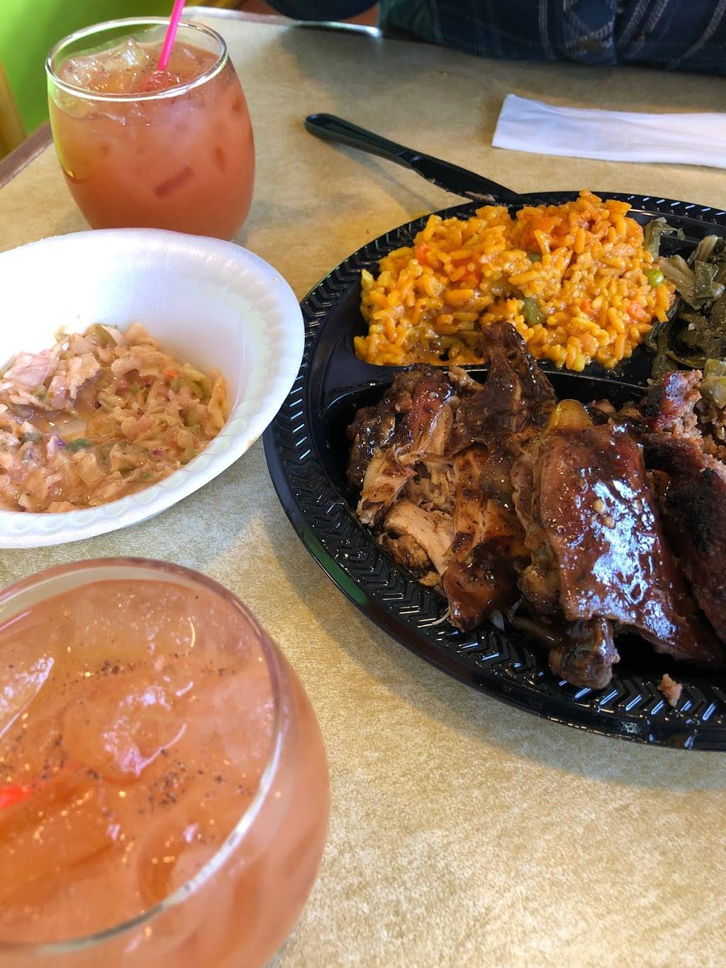 Grandmas in da kitchen | restaurant | 2831 W Marine View Dr, Everett, WA 98201, USA | 2534265618 OR +1 253-426-5618