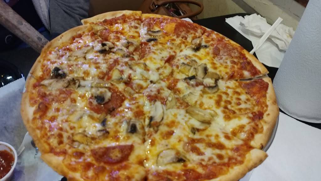 Lost Pizza Co | restaurant | 1203 N Gloster St, Tupelo, MS 38804, USA | 6628417887 OR +1 662-841-7887
