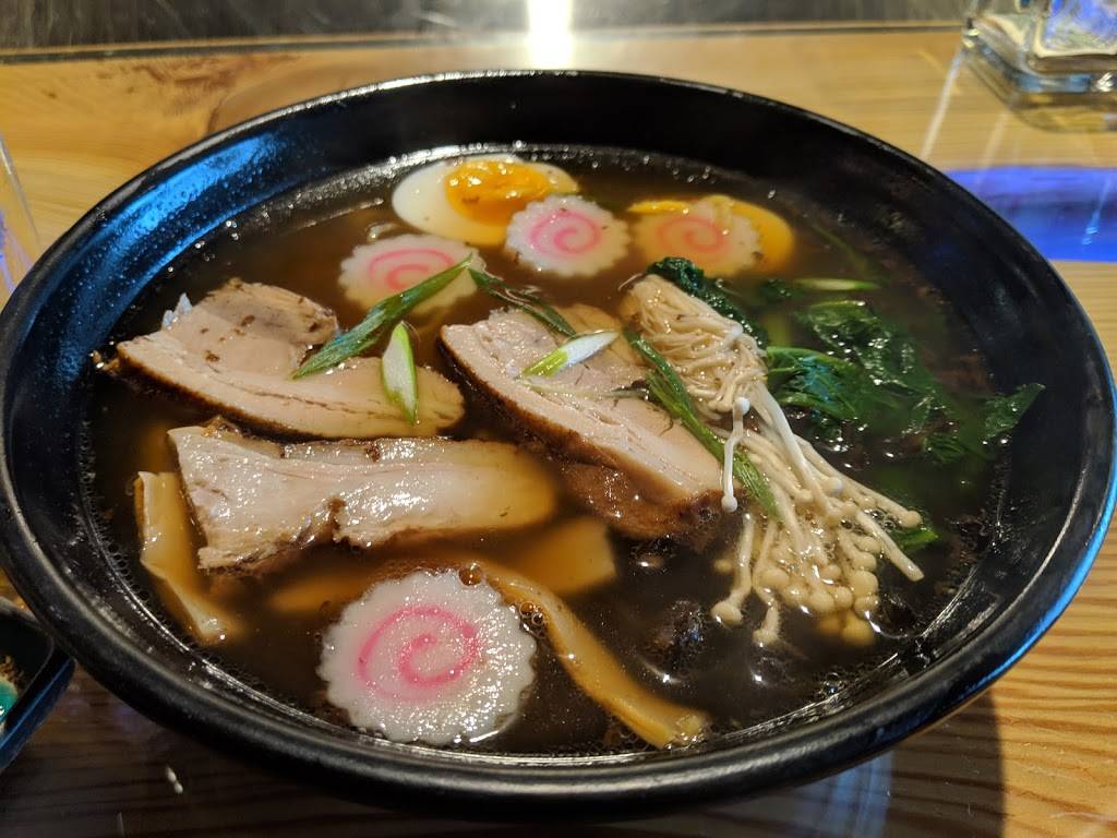 Longhouse | restaurant | 1 Cowlitz Way, Ridgefield, WA 98642, USA | 3608876447 OR +1 360-887-6447