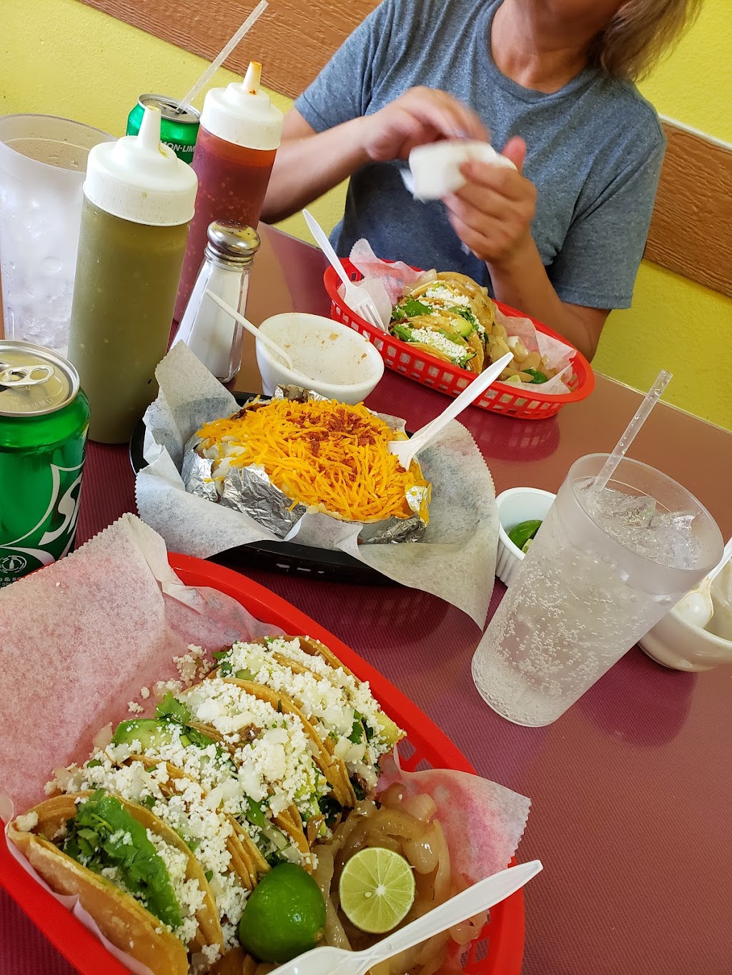 Taqueria Jalisco | restaurant | 712 N 77 Sunshine Strip, Harlingen, TX 78550, USA | 9564214082 OR +1 956-421-4082