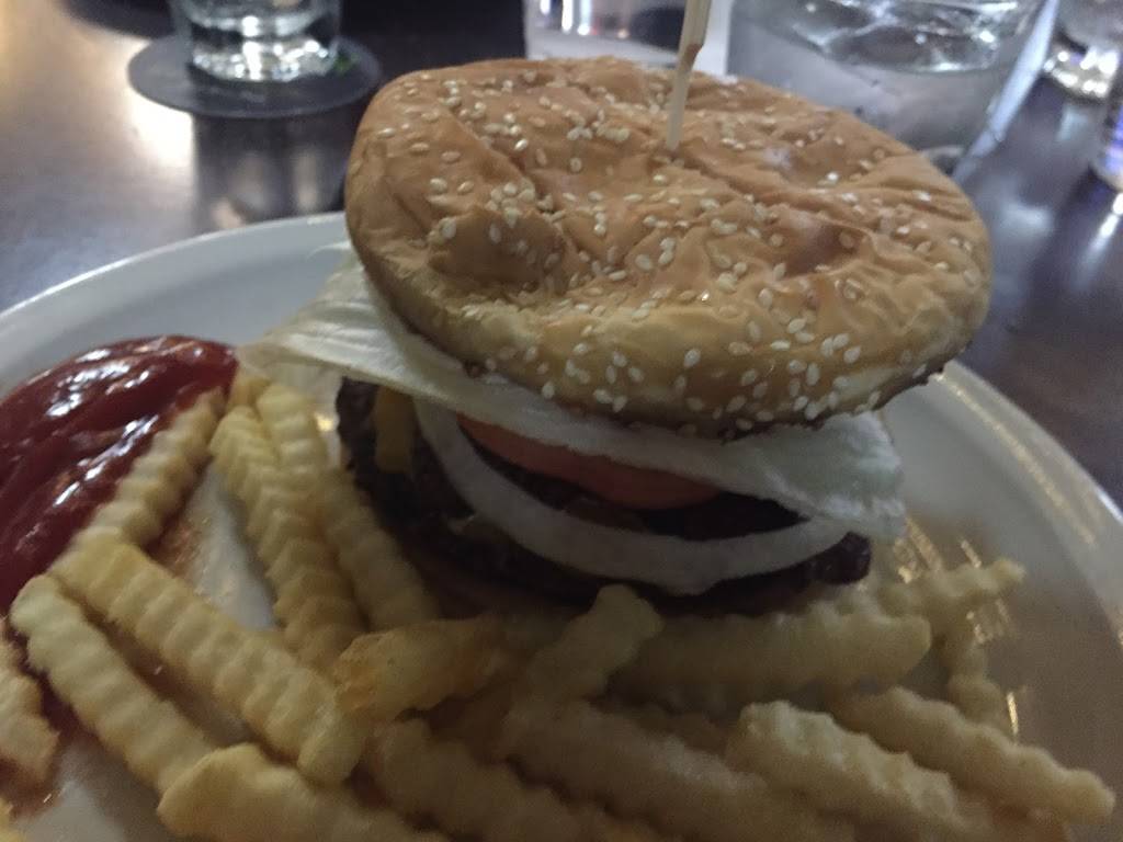 Elmers Bar & Grill | restaurant | 15027 Ambaum Blvd SW, Burien, WA 98166, USA | 2064391007 OR +1 206-439-1007