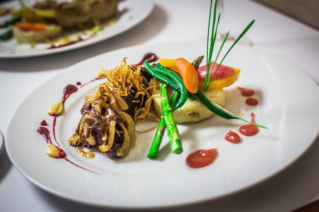 Restaurant Lou Nissart | restaurant | 260 Rue Saint-Jean, Longueuil, QC J4H 2X5, Canada | 4504422499 OR +1 450-442-2499