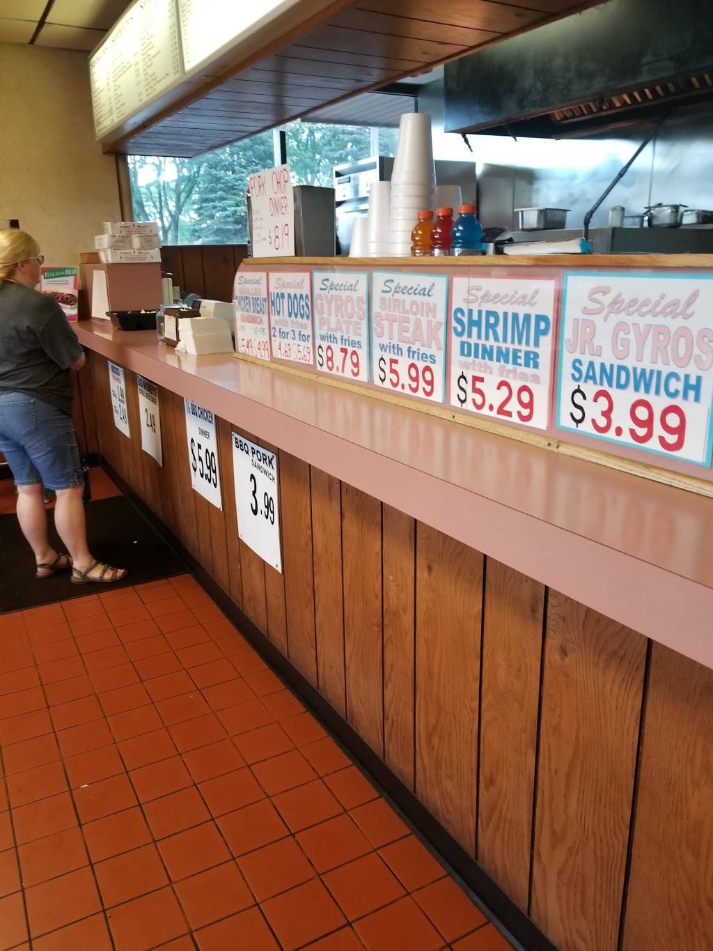 Mickeys Gyros | restaurant | 10701 S Roberts Rd, Palos Hills, IL 60465, USA | 7089740880 OR +1 708-974-0880