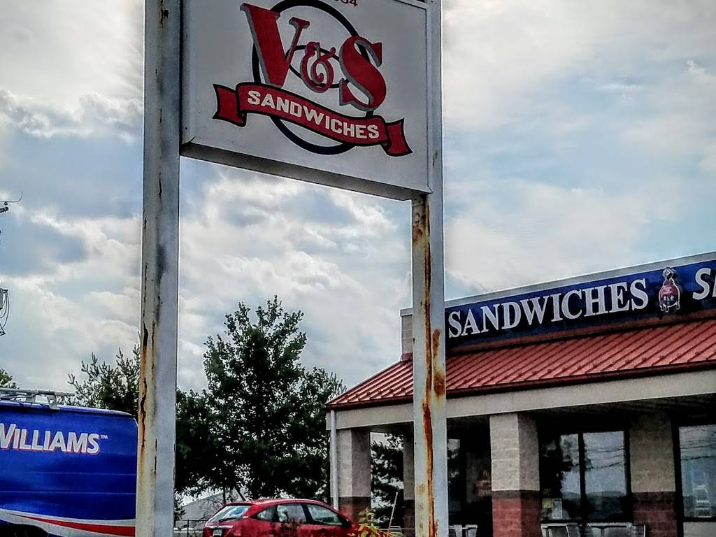 V & S Sandwiches | meal takeaway | 440 N Reading Rd, Ephrata, PA 17522, USA | 7177337500 OR +1 717-733-7500