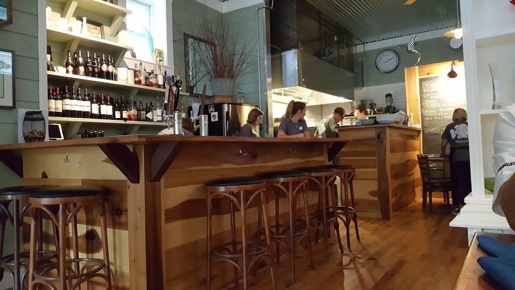 Westmain Kitchen | restaurant | 201 W Main St, Syracuse, IN 46567, USA | 5744572828 OR +1 574-457-2828