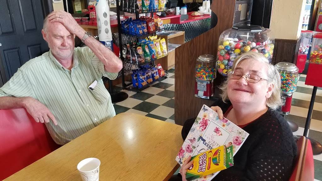 Saco House of Pizza | restaurant | 163 Main St, Saco, ME 04072, USA | 2072825942 OR +1 207-282-5942