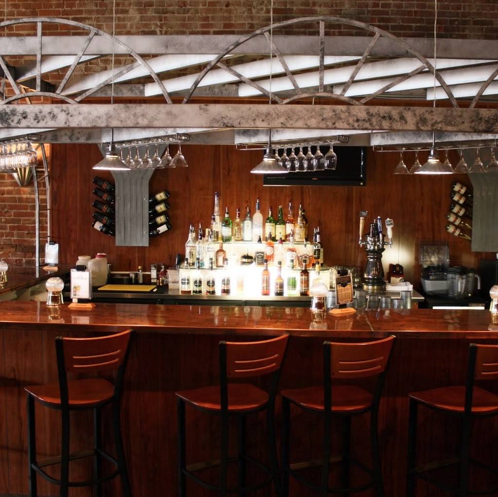 East Bremer Diner | restaurant | 117 E Bremer Ave, Waverly, IA 50677, USA | 3193522455 OR +1 319-352-2455