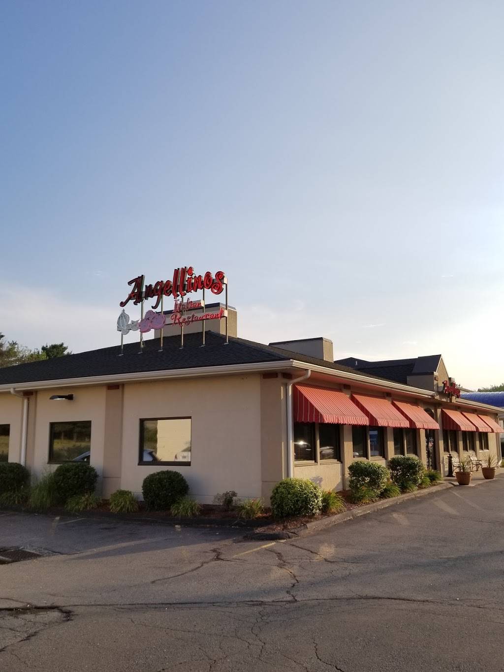 Angellinos Italian Restaurant | restaurant | 346 Kelly Rd, Vernon, CT 06066, USA | 8606447702 OR +1 860-644-7702