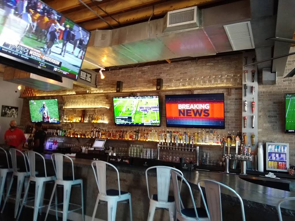 Graham St. Pub & Patio | restaurant | 400 S Graham St, Charlotte, NC 28202, USA | 9802189228 OR +1 980-218-9228