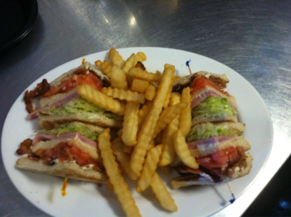 Two Chefs Pizza | restaurant | 5019 Wilson Blvd, Arlington, VA 22203, USA | 7035256889 OR +1 703-525-6889