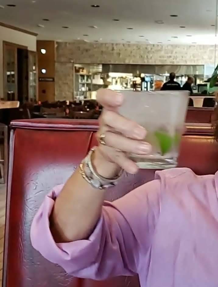 Cafe Venice | restaurant | 4218 Lemmon Ave, Dallas, TX 75219, USA | 9727739411 OR +1 972-773-9411